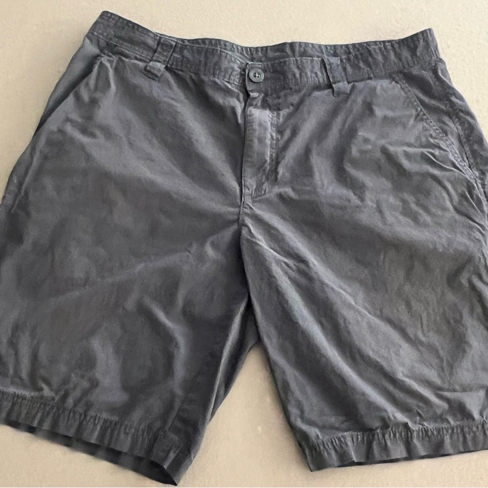 Columbia Men's Slate Gray Shorts